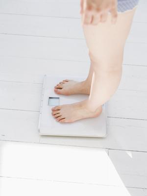 「ネット印刷サービスの選び方と活用法：コスト削減からデザイン支援まで徹底ガイド」